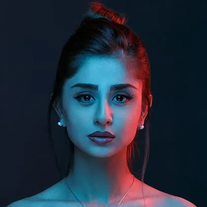 🚢 6. Transporte de contenedores (Porta contenedores)  El módulo marítimo del TMS Zucchetti ofrece a las empresas de transporte marítimo y contenedores un control absoluto sobre sus operaciones. Este software de transporte gestiona reservas, seguimiento portuario, documentación y facturación en una sola interfaz. Gracias a su integración EDI, las comunicaciones con navieras y terminales son automáticas, eliminando errores y reduciendo tiempos administrativos. Con el Software TMS Zucchetti, la digitalización logística se extiende a toda la cadena: desde la planificación del viaje hasta la descarga del contenedor. La visibilidad total de los movimientos, unida a la automatización de costes, convierte esta solución en la más avanzada del mercado europeo en gestión logística marítima.